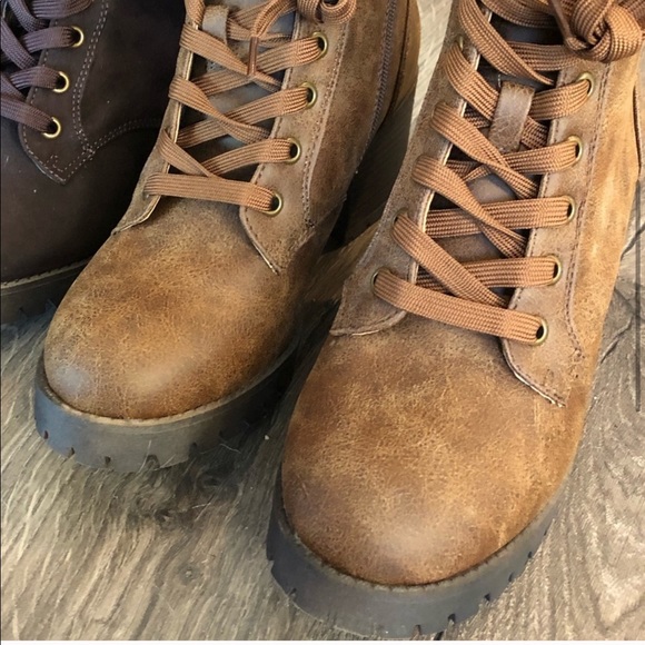 “Don’t Tread On Me” Combat Boots - Picture 6 of 8